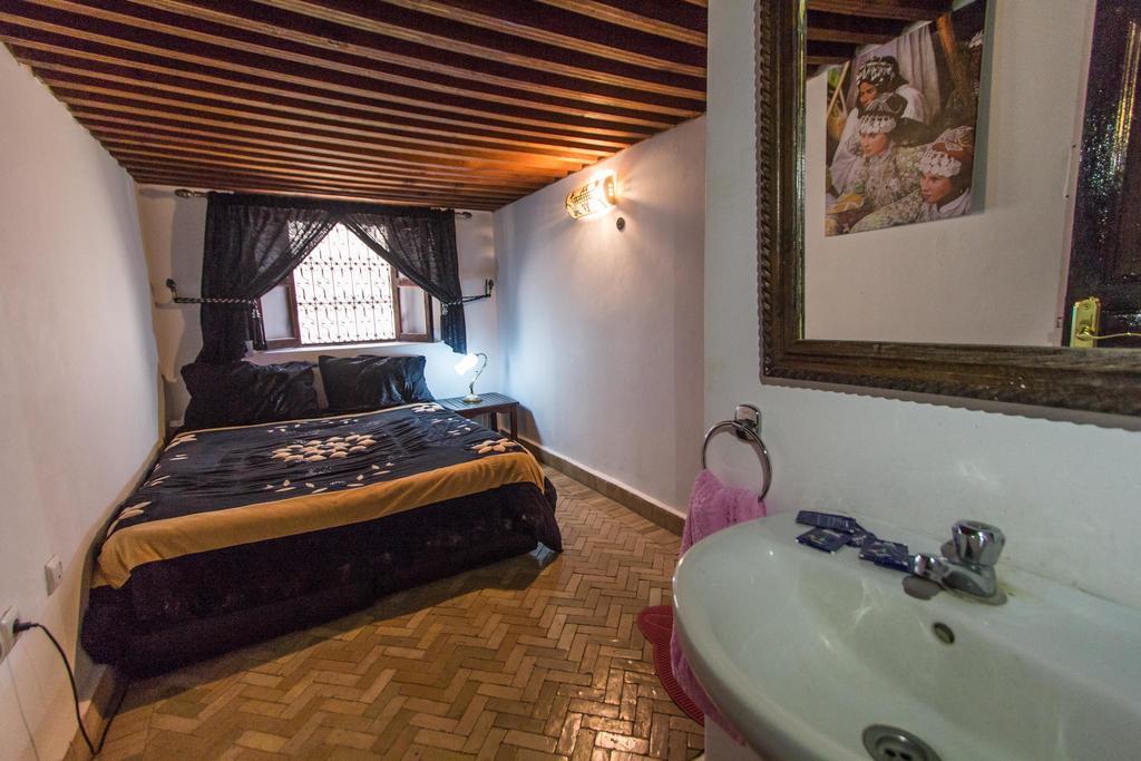 Riad Noujoum Medina Fez Pokój zdjęcie
